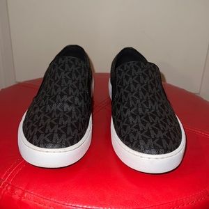 Slip on Leather tennis